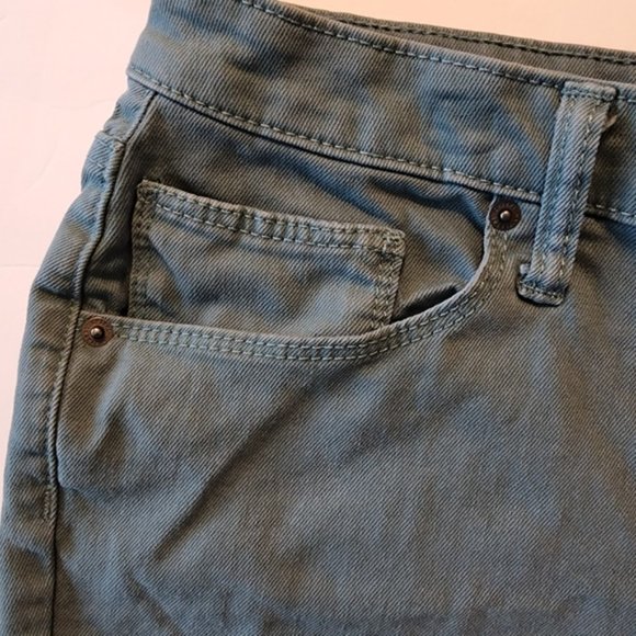 Universal Thread Women's Teal Casual High Rise Shortie Shorts Size 18/34 EuC - Picture 6 of 11